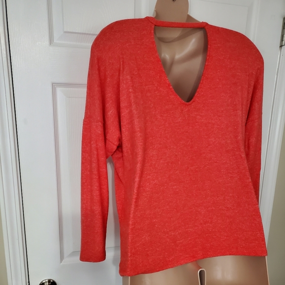 Daytrip Orange/White Marbled Cut-Out Top - Picture 6 of 11